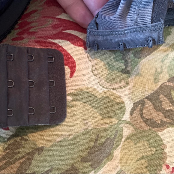 FLIRTELLE Size 36N Gray Bra Feminine Lace Underwire Sexy Lingerie Stretch $84NEW - Picture 14 of 15